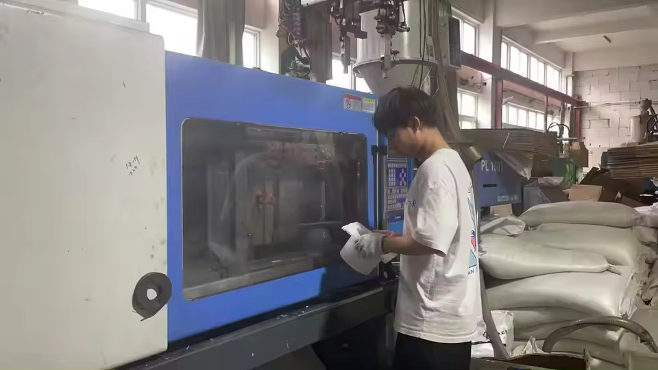 ningbo aoshun electrical factory production line